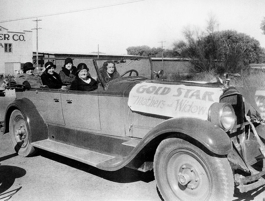 Gold star mothers and widows WW1 armistice parade Tucson Arizona 1932 Photograph by David Lee Guss