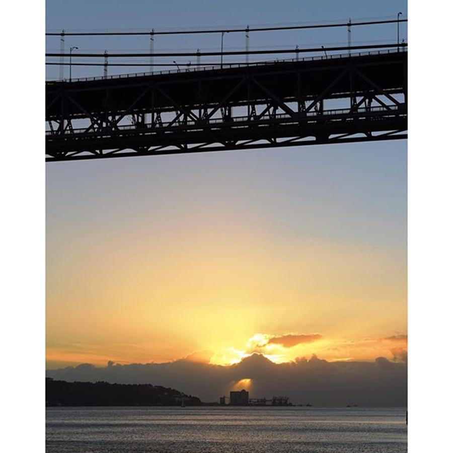 Sunset Photograph - Golden Brigde.
#goldenhour #bridge by Visual Creative In Lisbon