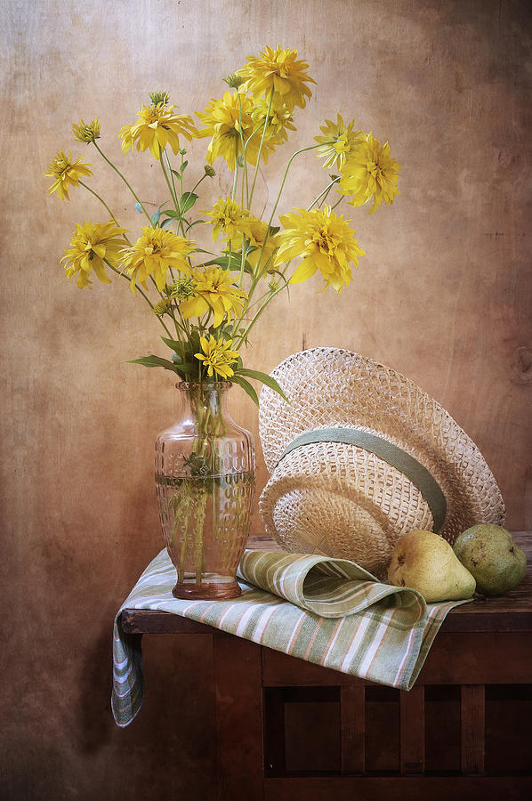 Still Life Photograph - Goldenglow Flowers by Nikolay Panov