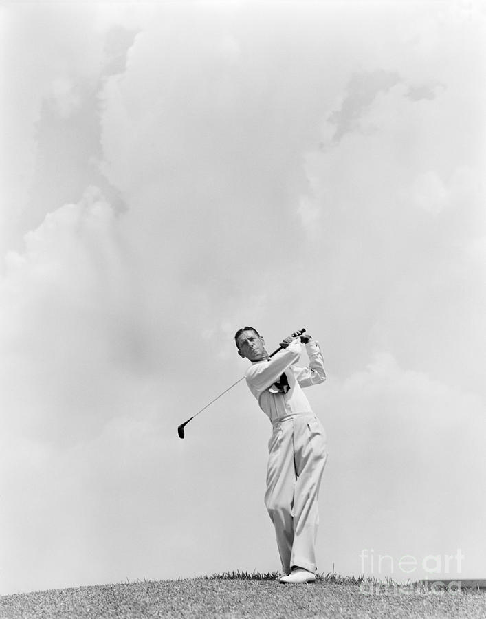 Golfer Teeing Off, C.1930-40s Photograph by H. Armstrong Roberts/ClassicStock