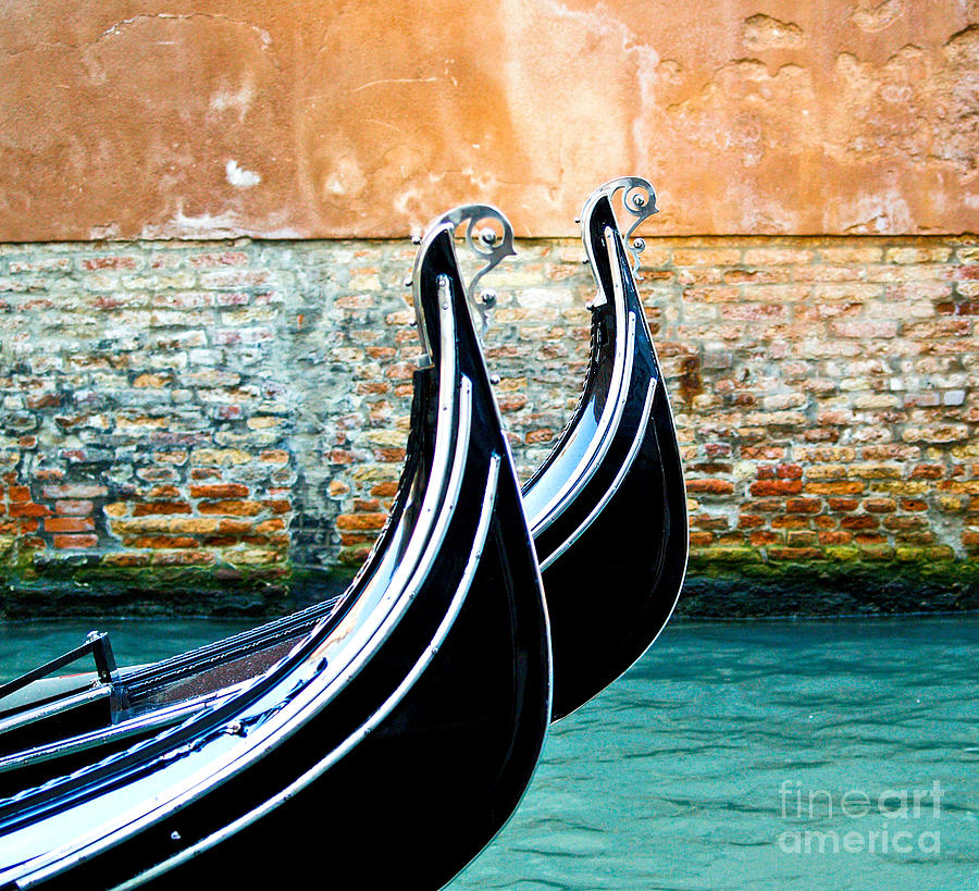 Gondola in Venice 1 Photograph by Emilio Lovisa