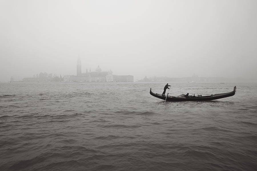 Black And White Photograph - Gondola Nella Nebbia 193042x by Marco Missiaja