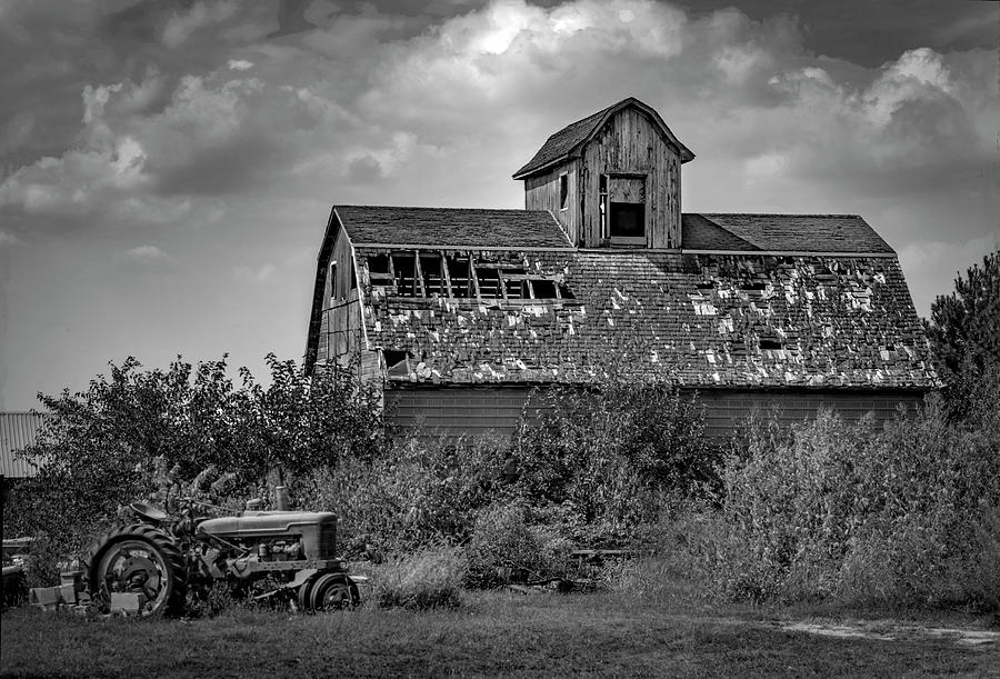 Good Old Barn Photograph by Ray Congrove
