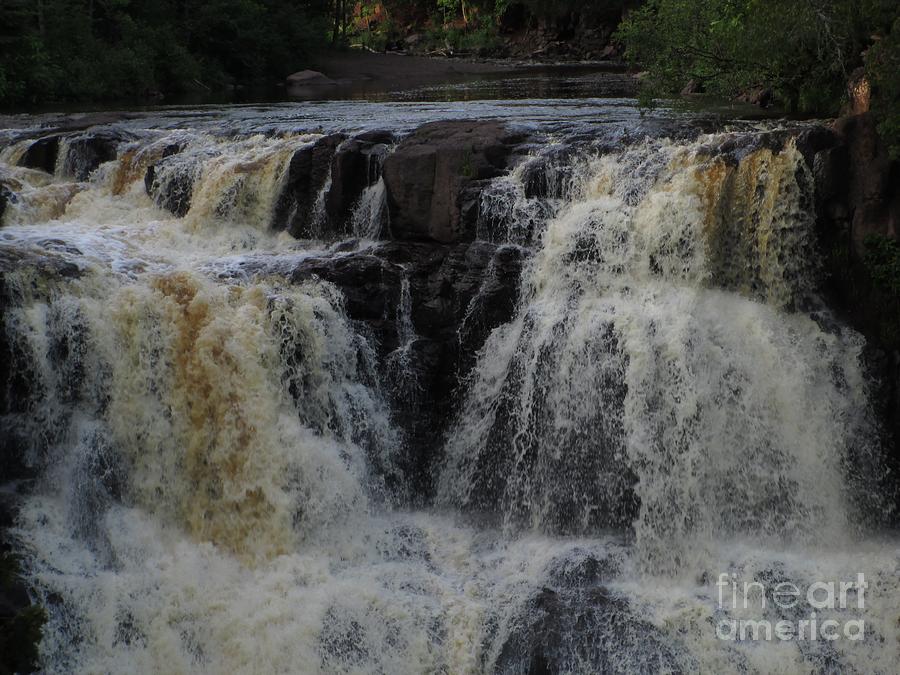 Waterfall Photograph - Gooseberry Falls 3 by Barbara Yearty