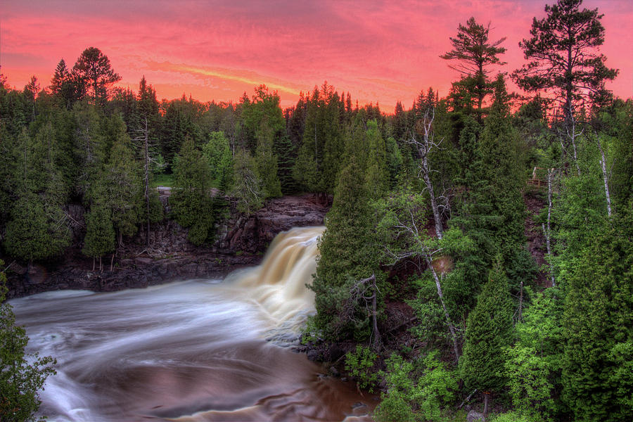 Gooseberry Falls State Park on Minnesota's North Shore of Lake Superior ...