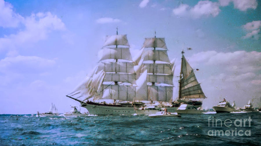 Gorch Fock Tall Ship Photograph by Thomas Marchessault