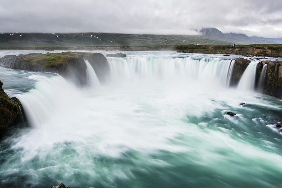 Gorgeous Godafoss waterfalls in north Iceland. Slow shutter speed ...