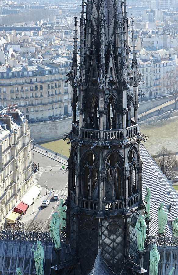 notre dame cathedral spire