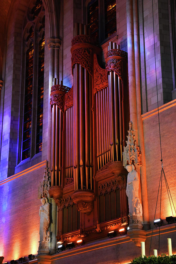 Grace cathedral outlet organ