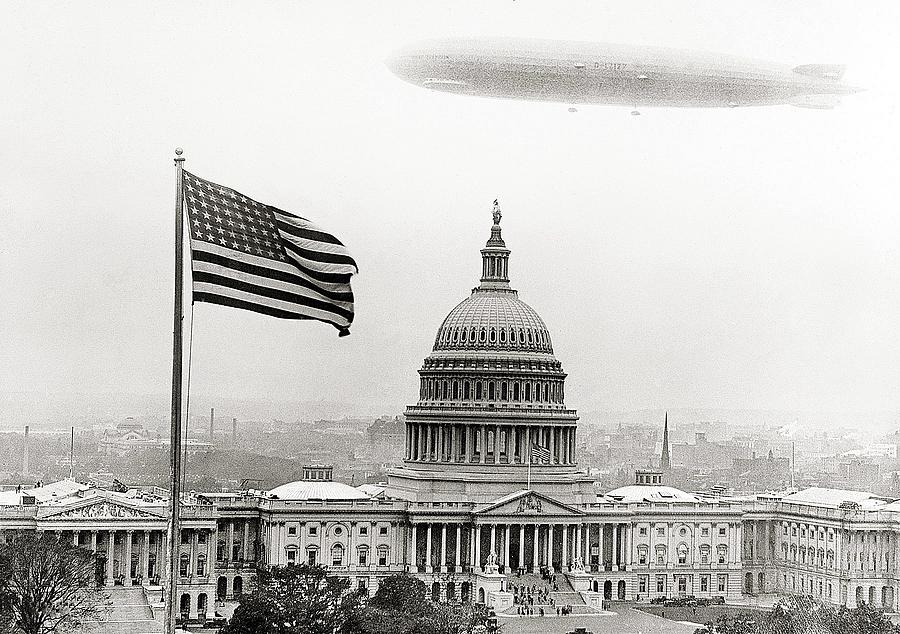 DC Old Photo 8.5" x 11" Reprint 1920 Graf Zeppelin Over Washington