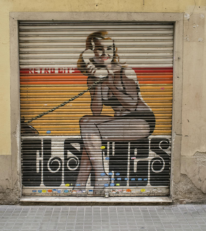 Graffiti, Barcelona Photograph by Frank DiMarco