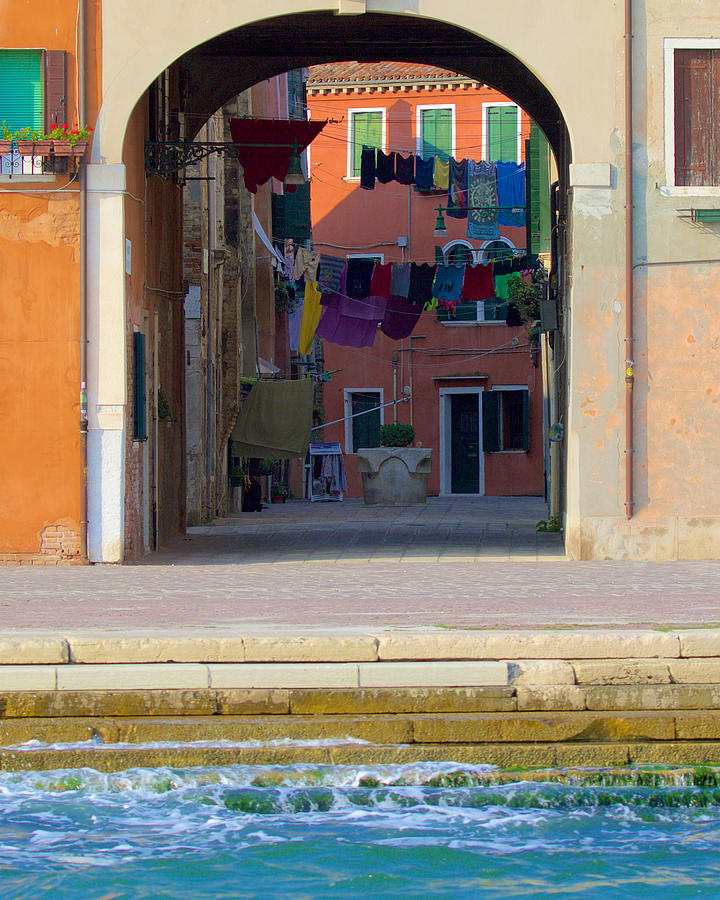 Grand Canal Laundry Photograph by David Beebe