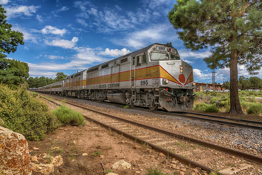 Grand Canyon Train 7R2_DSC2008_08152017 Photograph by Greg Kluempers