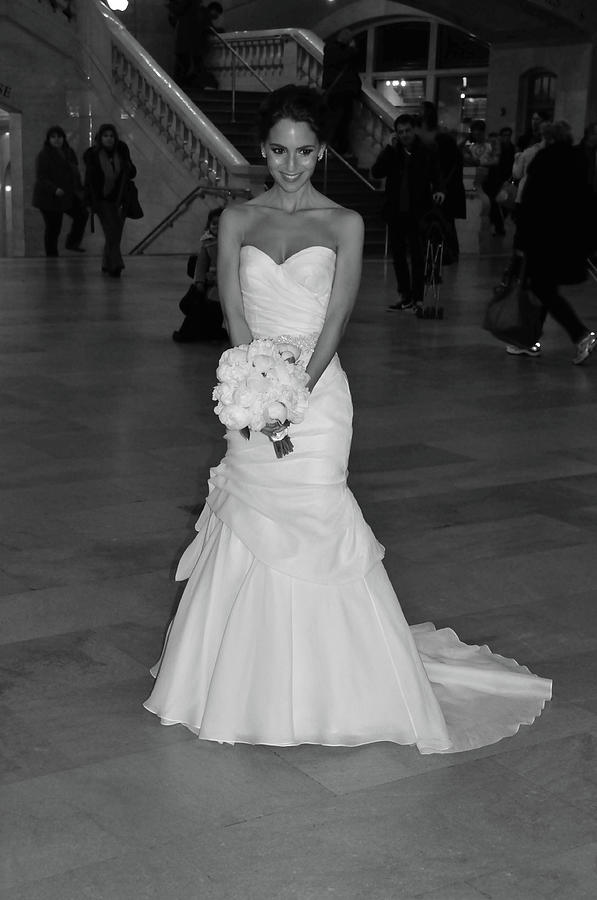 Grand Central Station Bride Photograph by Mike Martin