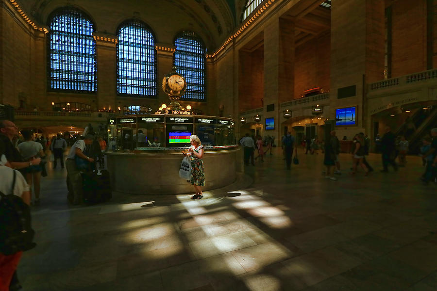 Grand Central Station Main Concourse Spotlight Photograph by Allen Beatty
