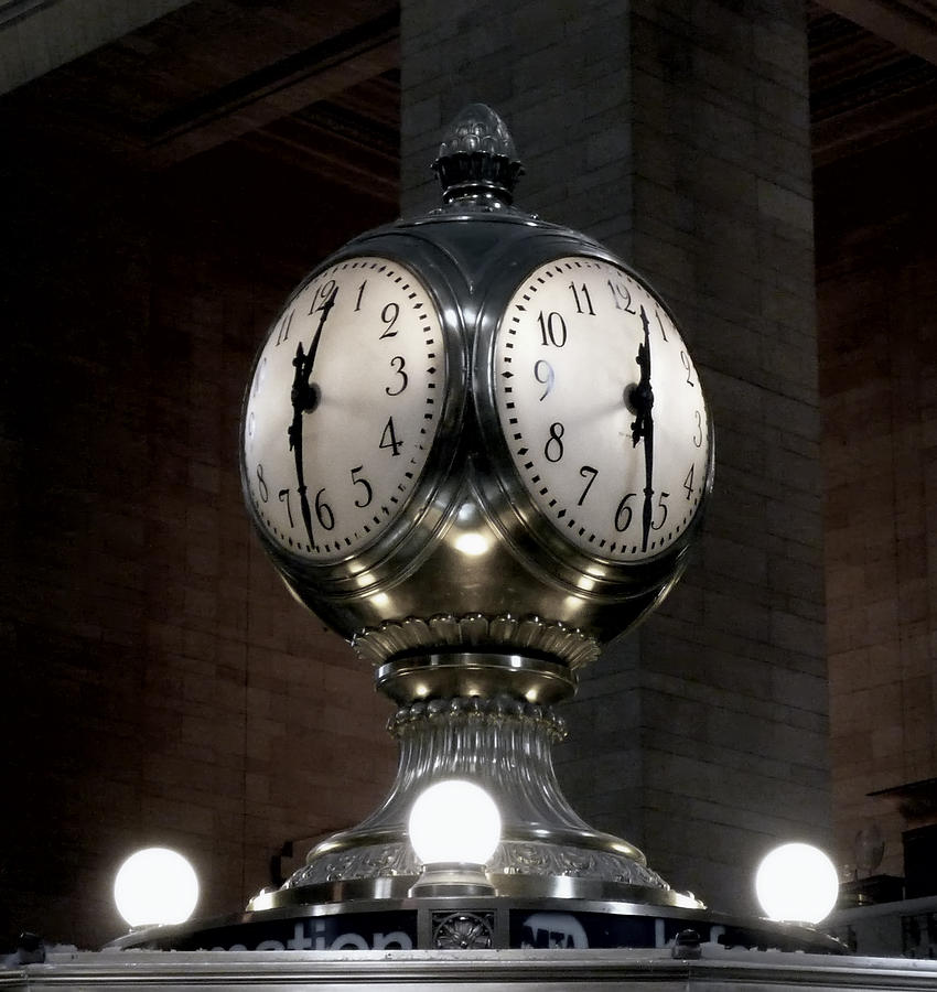 grand central station clock