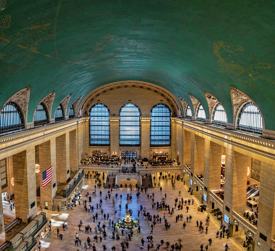 Architecture Photograph - Grand Central Terminal by Roni Chastain