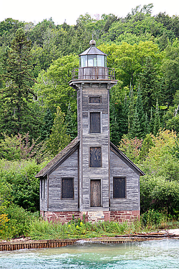 Grand Island East Channel Lighthouse #6554 Photograph by Mark J Seefeldt