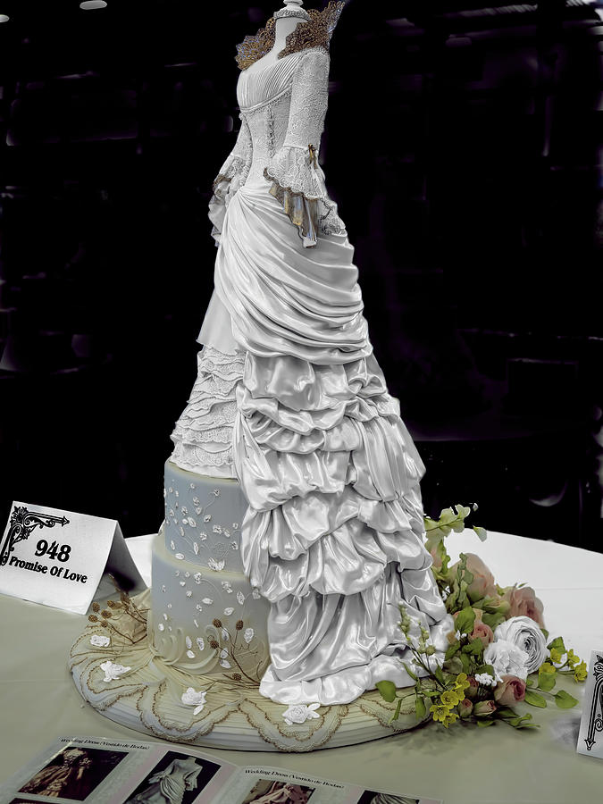 Grand National Wedding  Cake  Competition  2019 First Place 