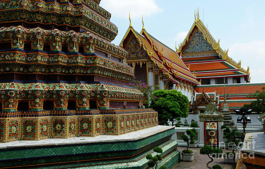 Wat Phra Chetuphon Bangkok  Bangkok 1 Photograph by Bob Christopher