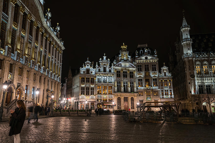 Grand Place at Night in Brussels Belgium Photograph by Nisah Cheatham