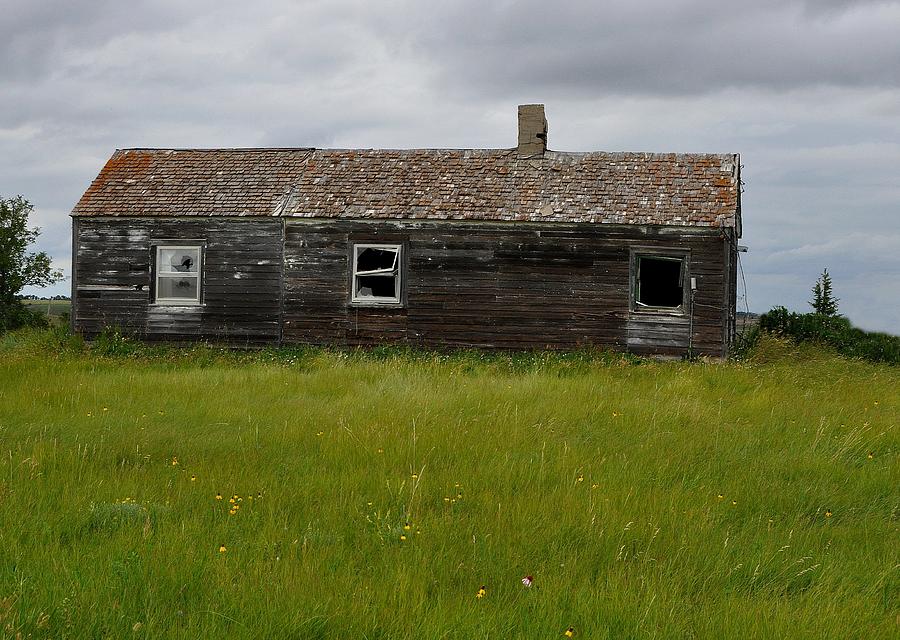 Grandmas House on the Prairie Photograph by Steve Brown