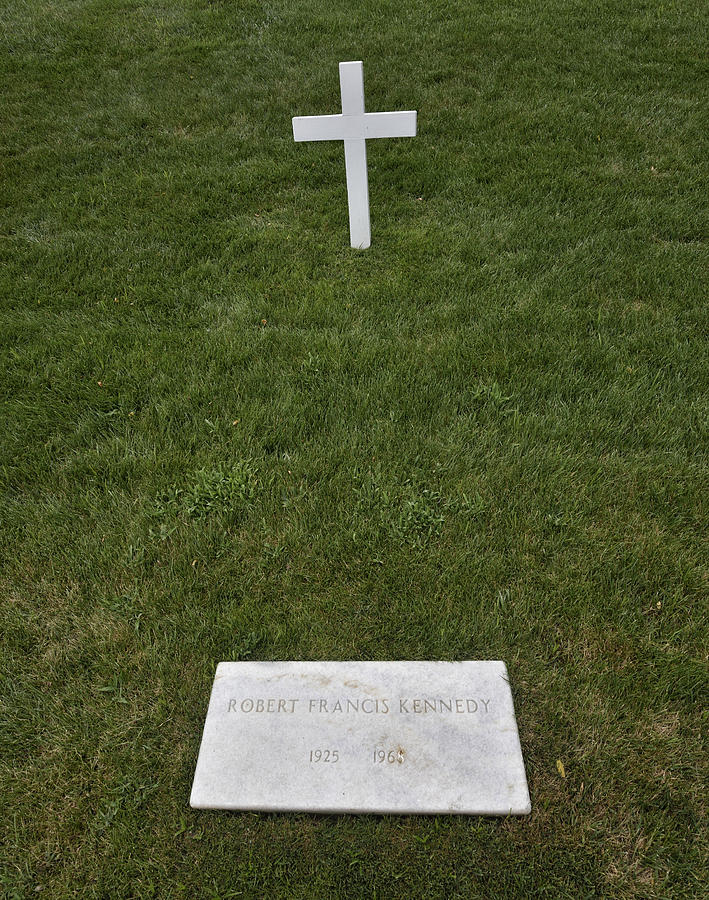 Grave of Robert F Kennedy Photograph by Brendan Reals