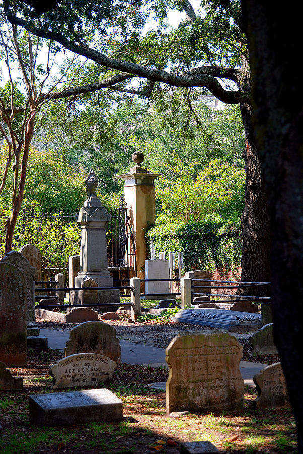 Grave Yard Photograph - Graveyard in Charleston by Susanne Van Hulst