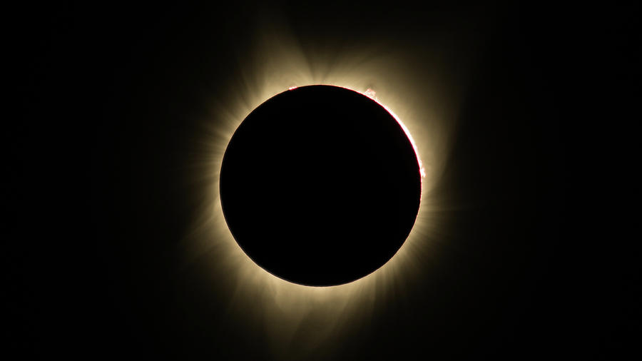 Great American Eclipse 16x9 Totality Square as seen in Albany, Oregon ...