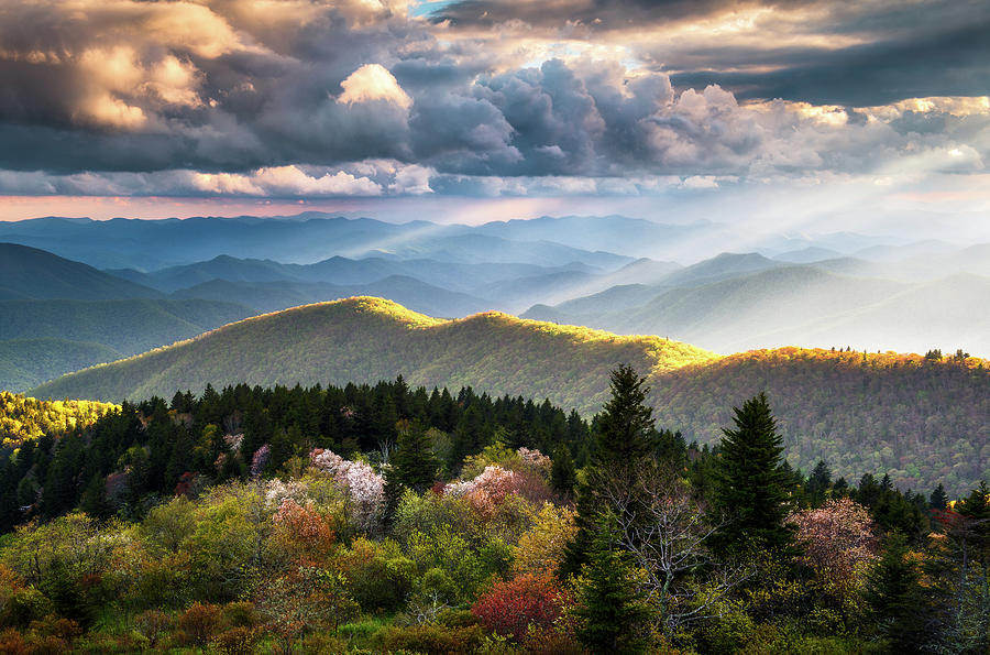 Great Smoky Mountains Photograph - Great Smoky Mountains National Park - The Ridge by Dave Allen