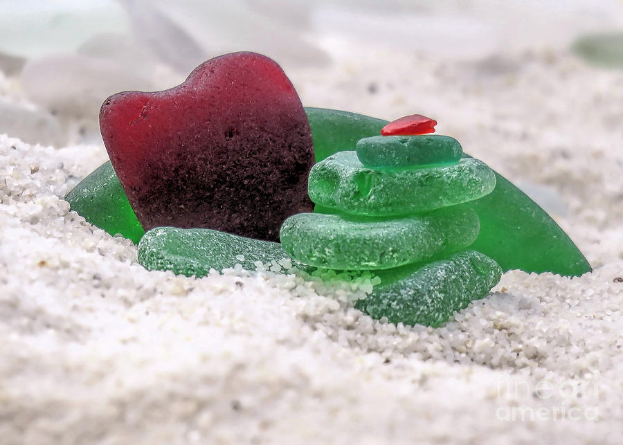 Green and Red Seaglass  Photograph by Janice Drew