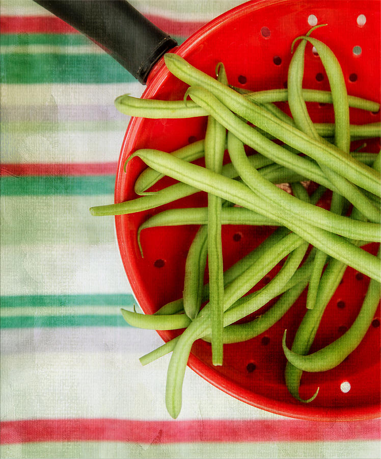 Vegetable Photograph - Green Beans Red Collander by Rebecca Cozart