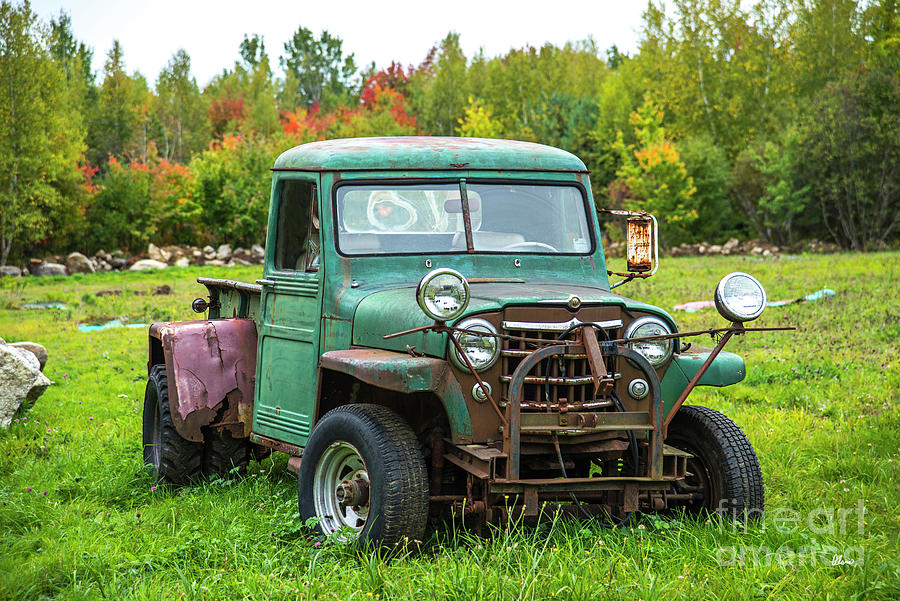 Green Jeep Photograph by Alana Ranney