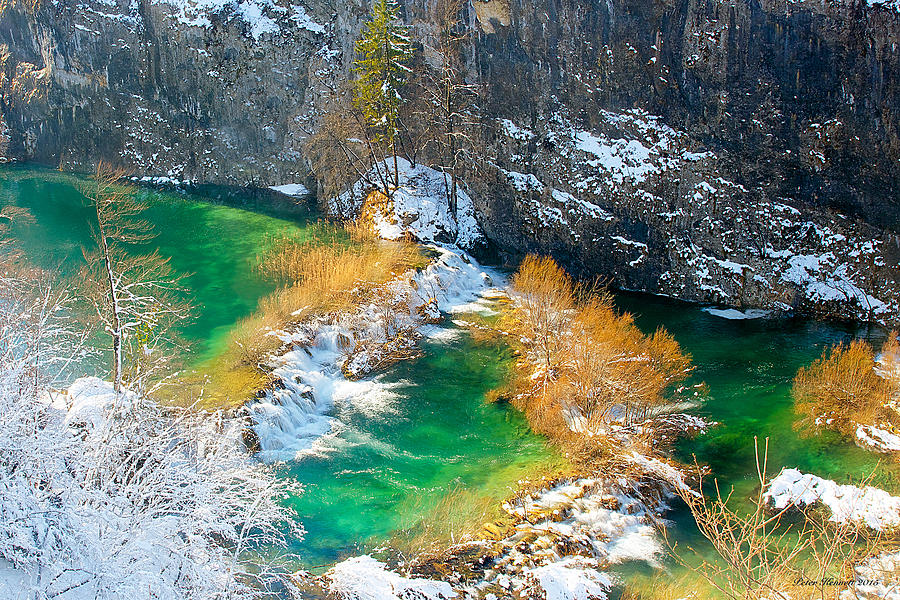 Green River Photograph by Peter Kennett