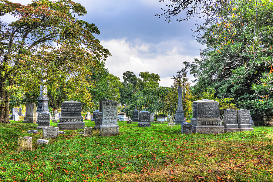 New York City Photograph - Green-Wood Cemetery 41 by Randy Aveille