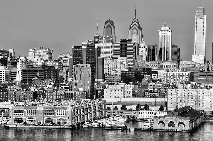 Gritty Cityscape - Philadelphia Photograph by Bill Cannon