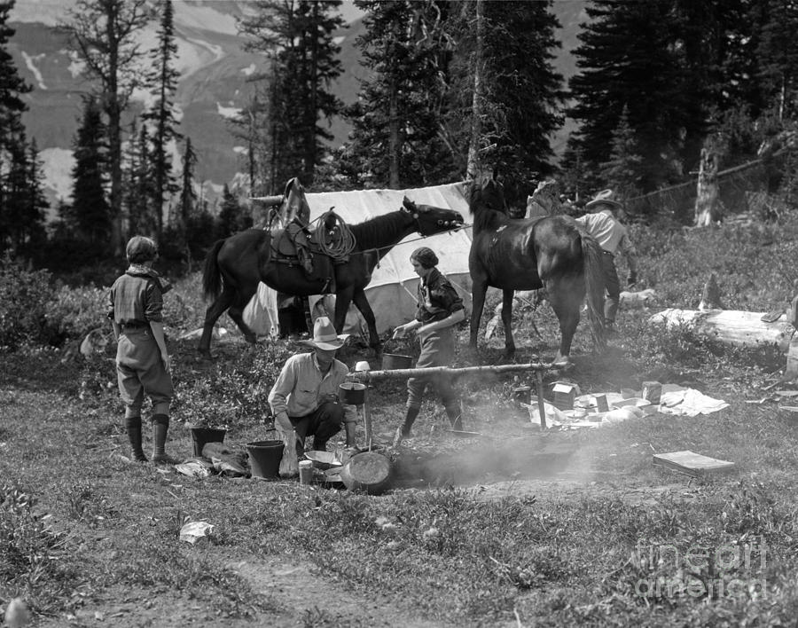 Group Of People At Campsite, C.1920s Photograph by H. Armstrong Roberts/ClassicStock