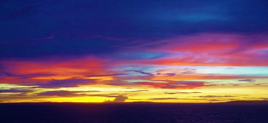 Guam Sunrise I 10/2015 Photograph by Phyllis Spoor