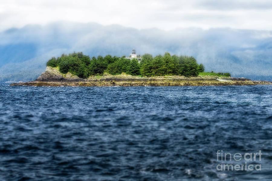 Guard Island Lighthouse Photograph by Jarrod Erbe