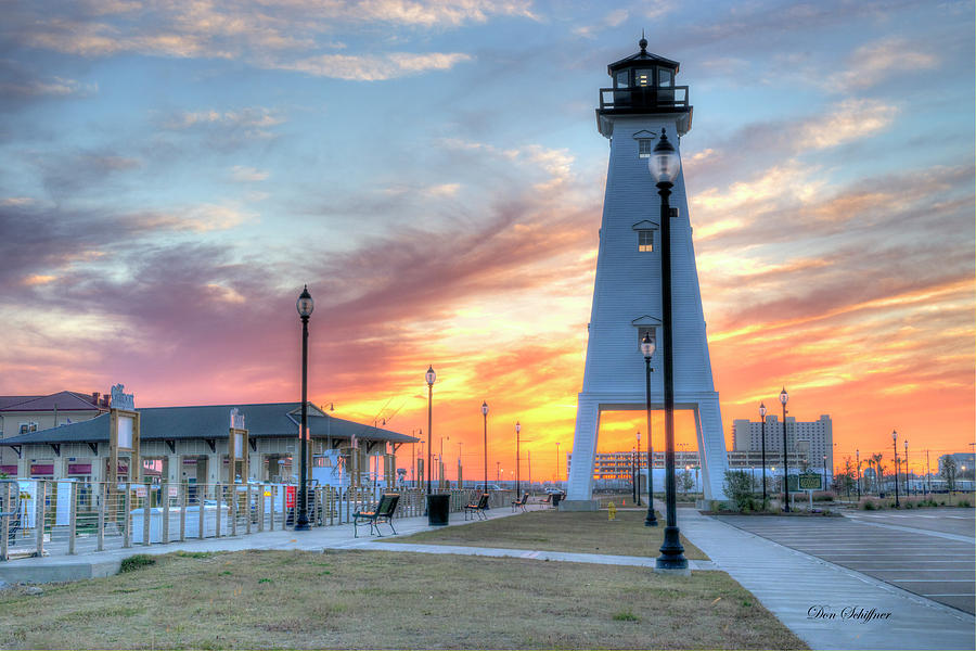 Gulfport Lighthouse Photograph by Don Schiffner
