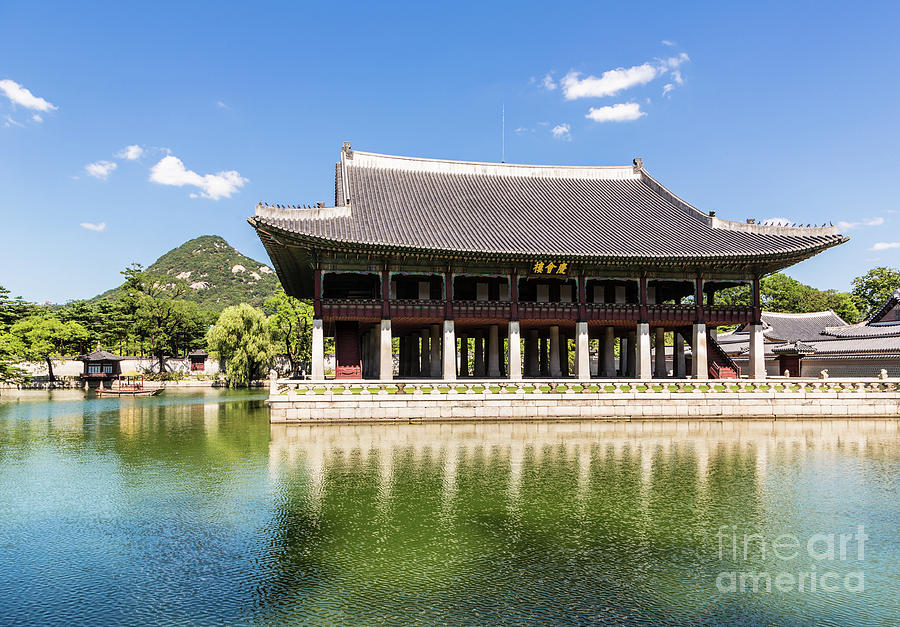 Gyeongbokgung palace, Seoul  Photograph by Didier Marti