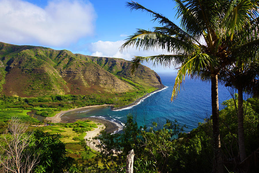 Halawa Valley Beach Photograph by Kevin Smith - Fine Art America