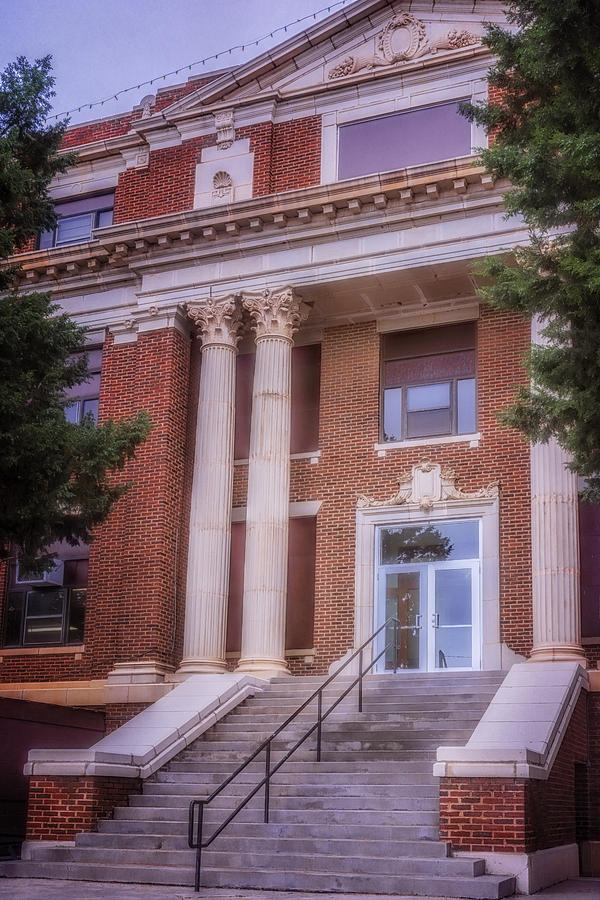 Hall County Courthouse Photograph by Joan Carroll
