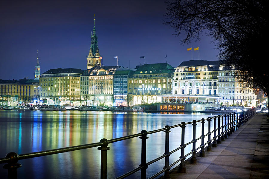Schwarze nacht hamburg