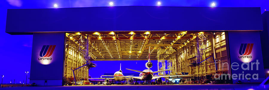 Hangar Queens ORD Photograph by Tom Jelen