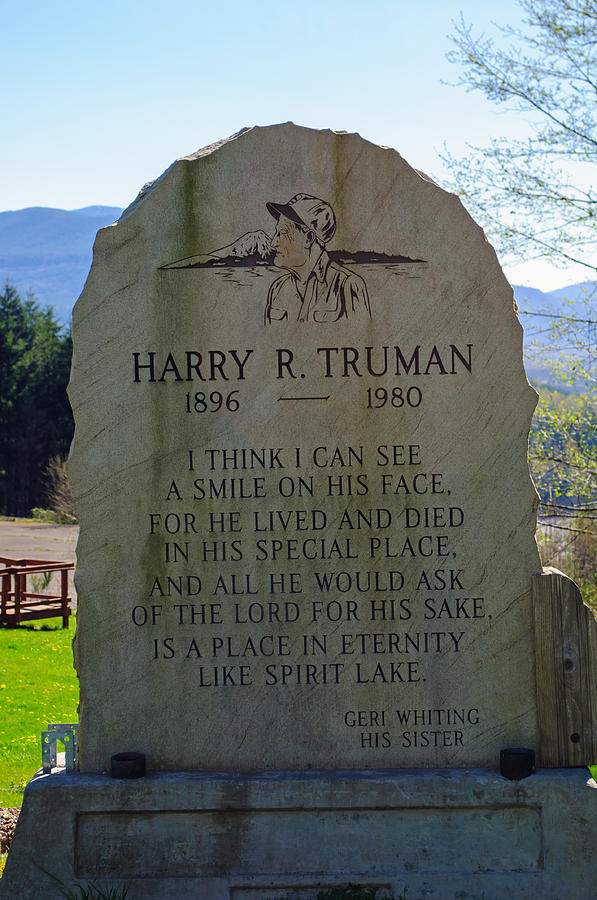 Harry R, Truman Memorial Photograph by Tikvahs Hope