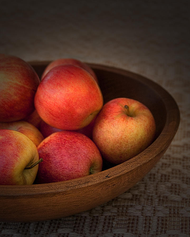 Harvest Bounty - Apples in a Wooden Bowl Photograph by Mitch Spence
