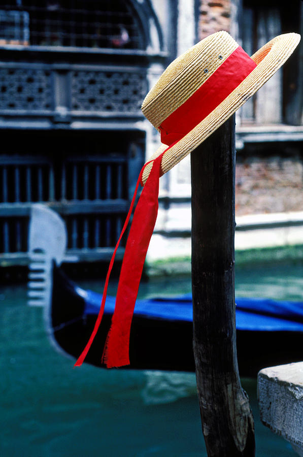 Hat Photograph - Hat on pole Venice by Garry Gay