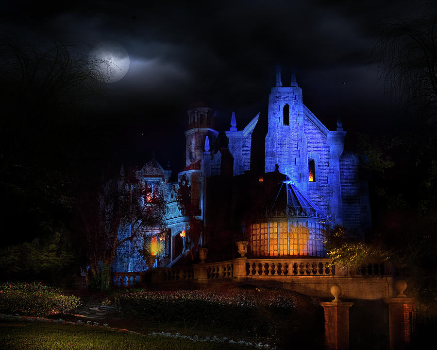 Haunted Mansion at Walt Disney World Photograph by Mark Andrew Thomas
