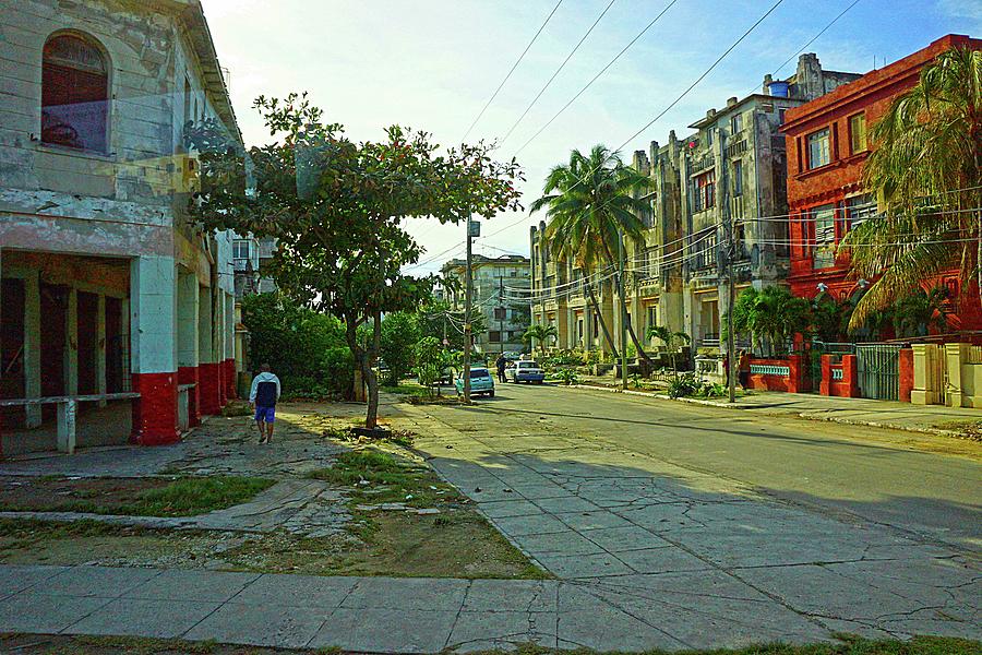 Havana Photograph - Havana-23 by Rezzan Erguvan-Onal